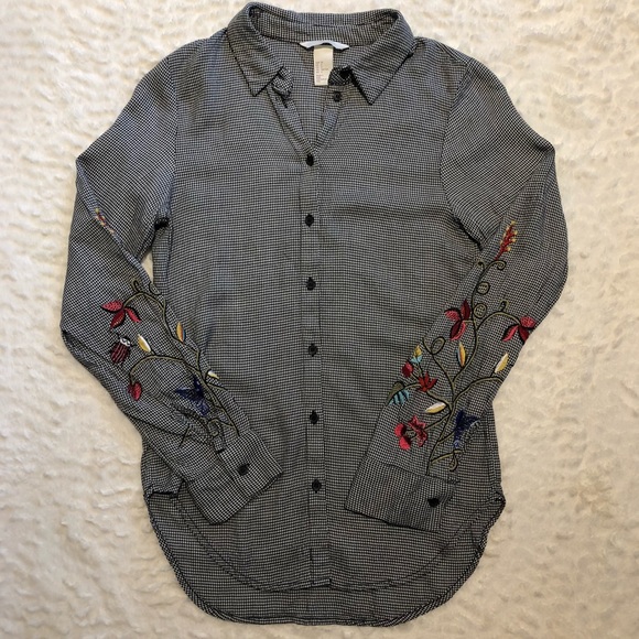 *Sold* Embroidered Sleeve Houndstooth Shirt - Picture 2 of 8